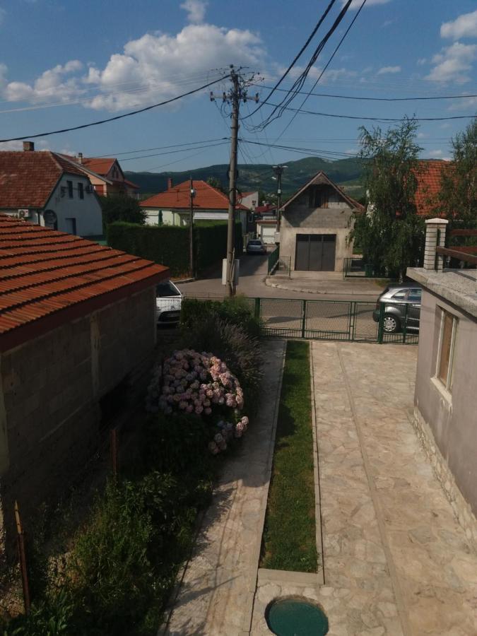 Apartman Mila I Kaja Nikšić Dış mekan fotoğraf
